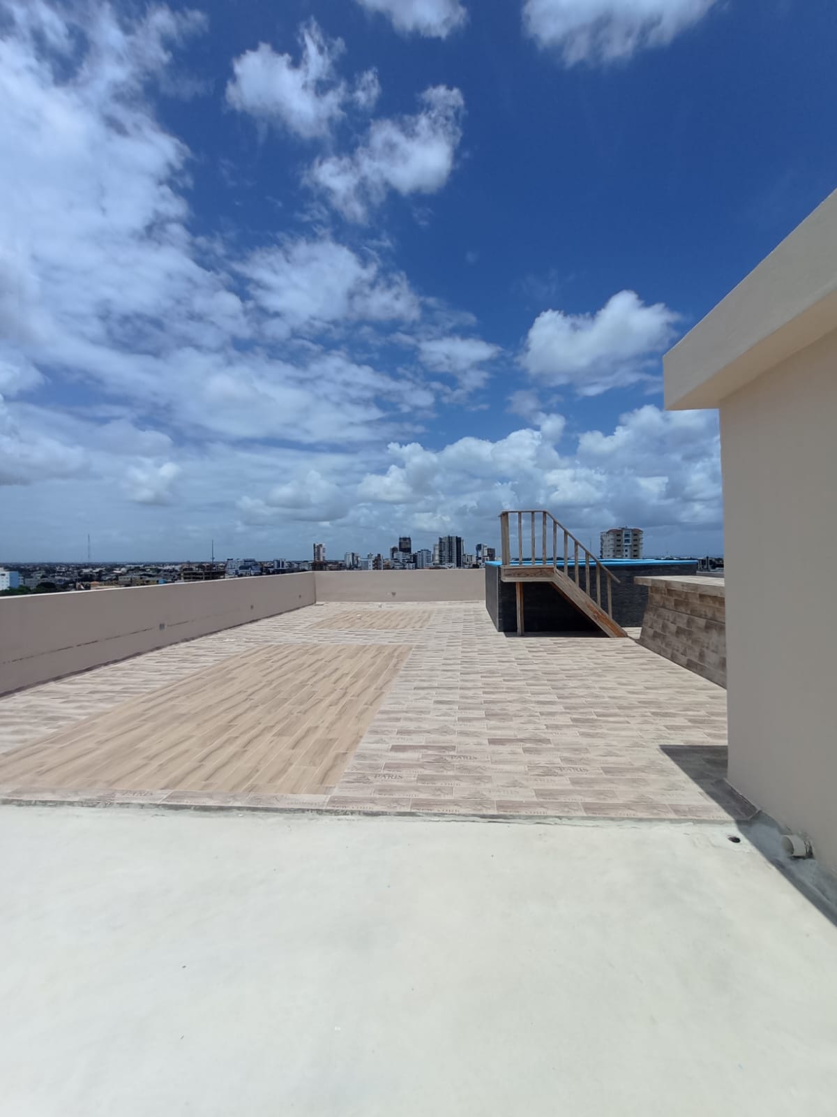 apartamentos - Apartamento Ensanche Ozama (nuevo)  US$ 260,000  9