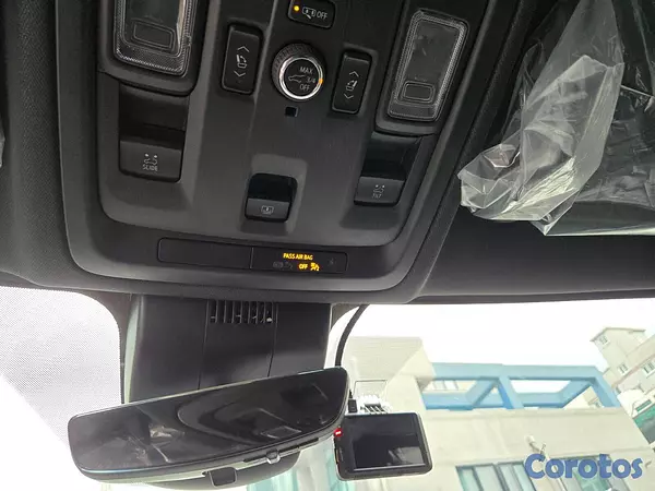 jeepetas y camionetas - CHEVROLET TAHOE HIGHCOUNTRY 2023 NEGRO GASOLINA 4