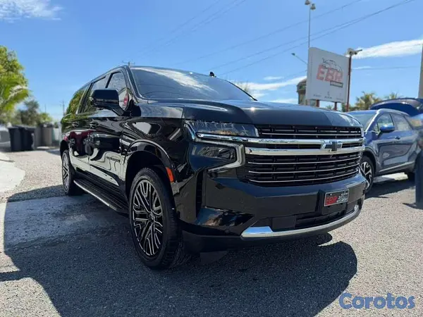 jeepetas y camionetas - Chevrolet Suburban LTZ 2021 7