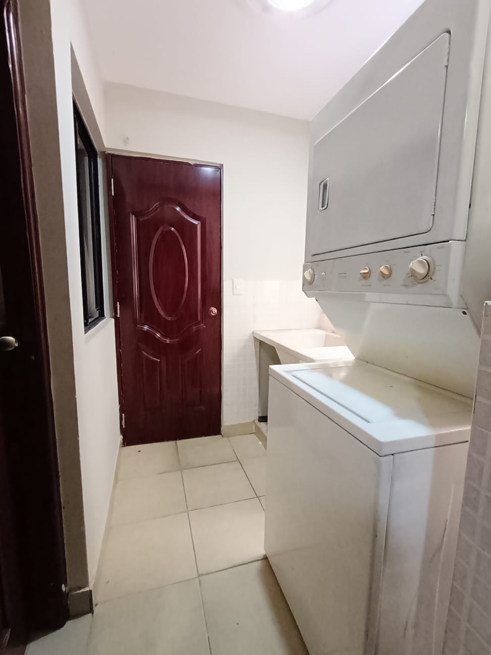 apartamentos - Vendo en bella vista sur,  dos hab con baño parque 0