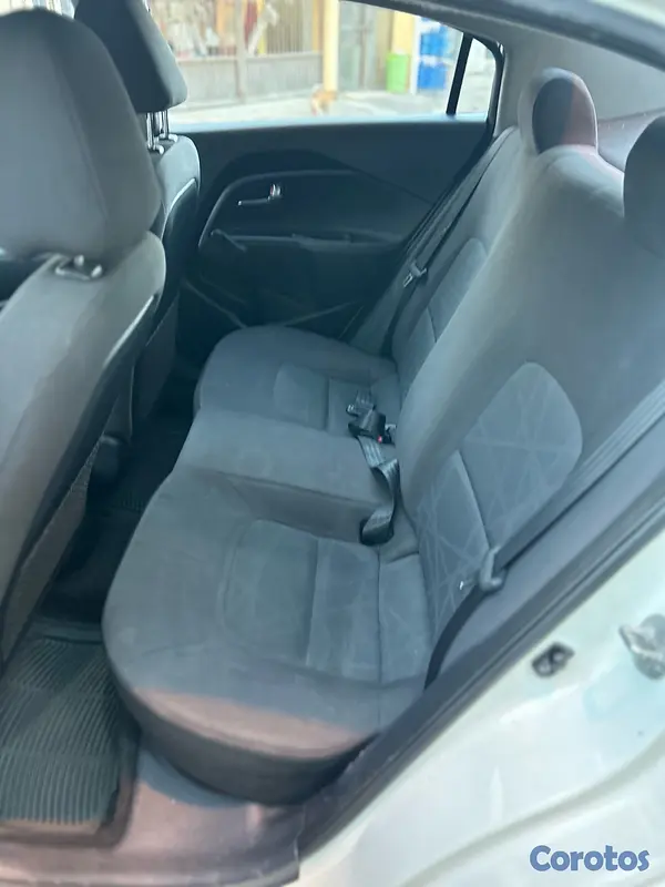 carros - Kia Rio 2017 (Viamar, Motor Doch) 8