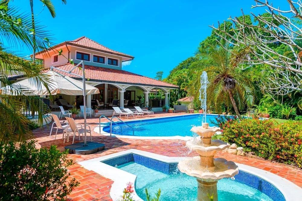 casas vacacionales y villas - Villa en situado entre Cabarete - Sosua a pasos de la playa 0