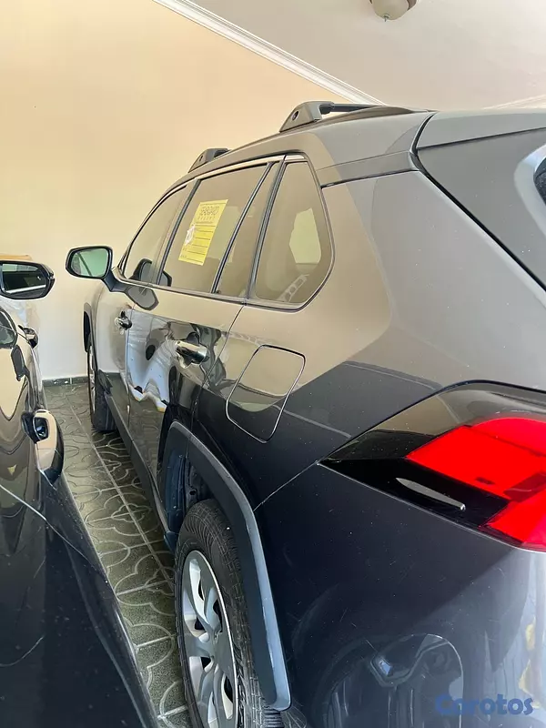 jeepetas y camionetas - Toyota rav-4 2020 LE  5