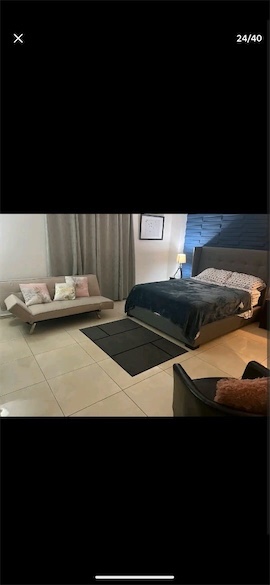 apartamentos - Venta de penthouse con jacuzzi en la Evaristo Morales Distrito Nacional 7