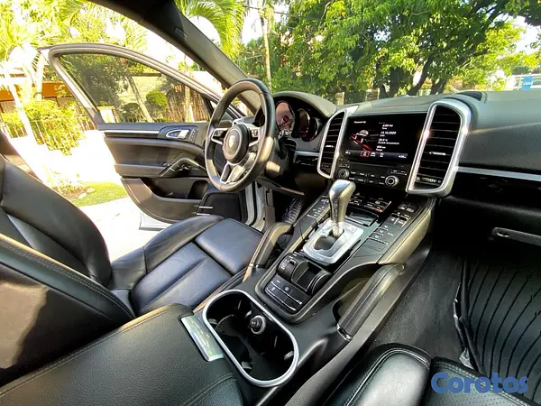 jeepetas y camionetas - Porsche Cayenne 2018 4