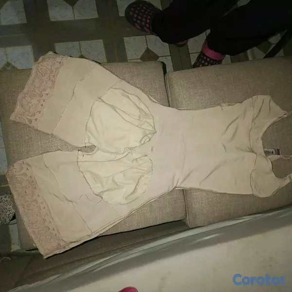 ropa para mujer - fajas usadas  7