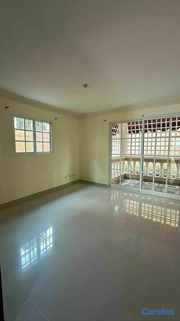 casas - Casa en venta con 4 Hab. piscina Mirador del este 9