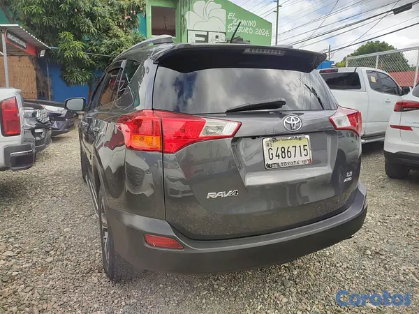 jeepetas y camionetas - toyota rav4 2015 5