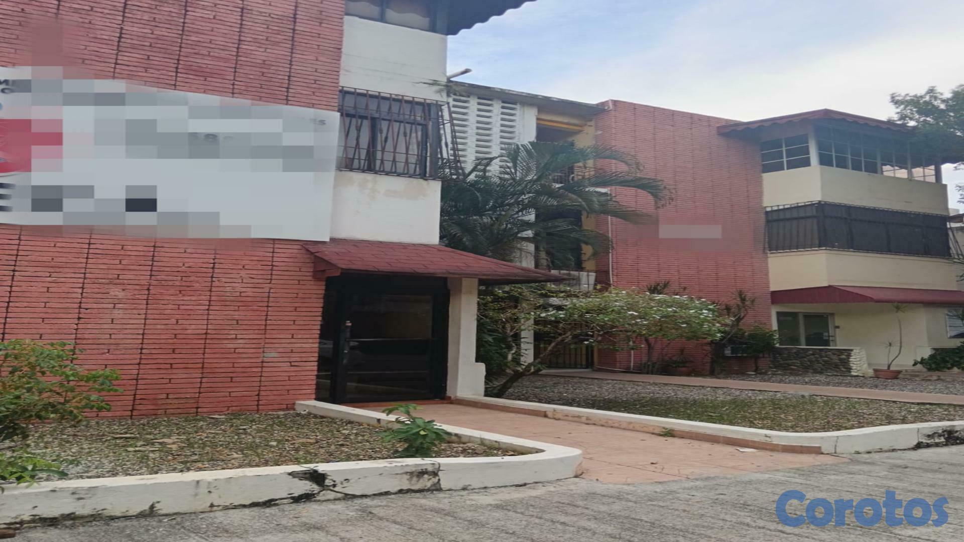 oficinas y locales comerciales - Local para Consultorios en Venta de 165.84 mt2 en edificio Profesiona. 1