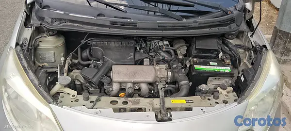 carros - Nissan Note, Carro en buenas condiciones, con detalles mínimo  2