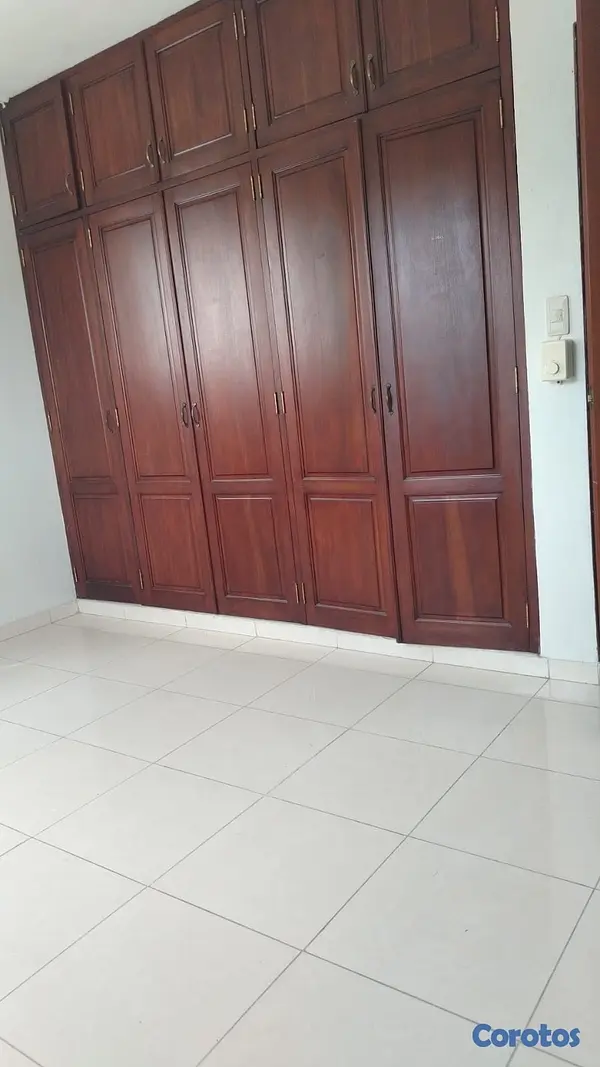 apartamentos - venta de apartamentos grande 3er piso con 2 parqueos Alma rosa 1 Santo Domingo  10