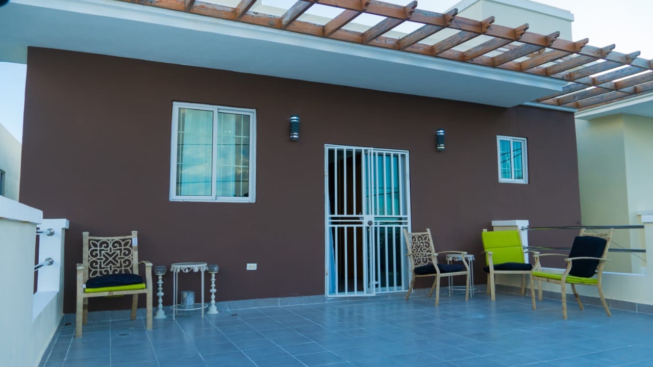 casas vacacionales y villas - Venta de casa  lista en punta cana República Dominicana zona turística  3
