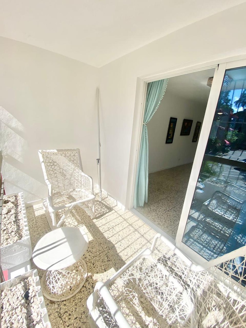 apartamentos - Apto bella vista  2 hab amoblado  8