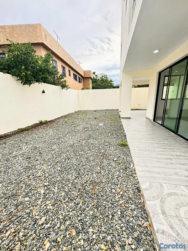 casas - venta de casa en la autopista de san isidro brisa oriental  7