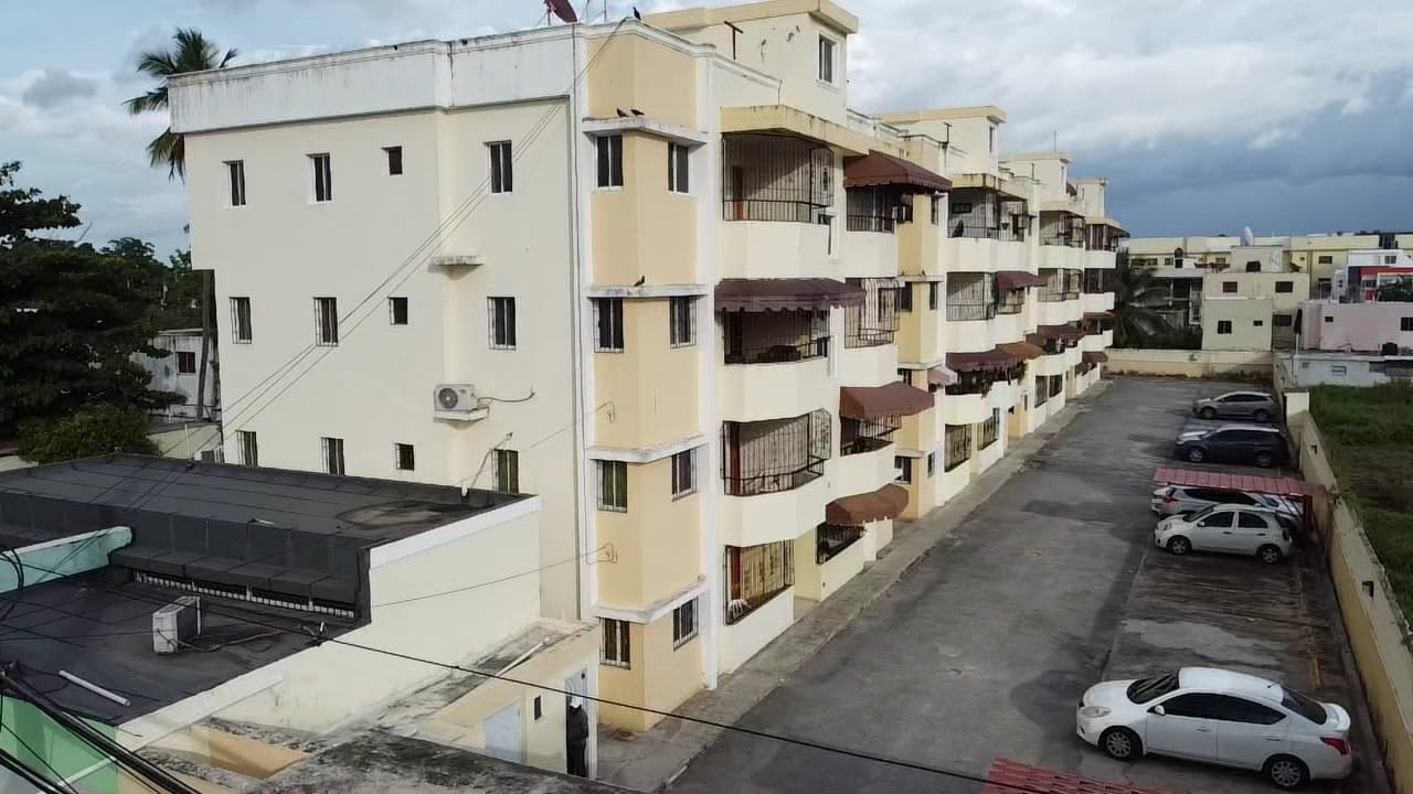 apartamentos - Vendo Apartamento de Oportunidad en el Centro de la Ciudad 0