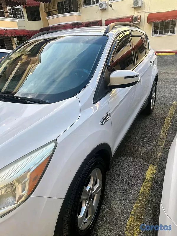 jeepetas y camionetas - Ford Escape 2106 NITIDA 475 mil 6