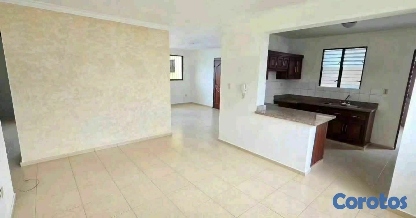 apartamentos - rento 3er piso cerro de gurabo 3ro  6