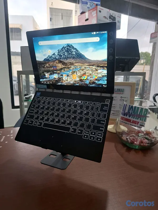computadoras y laptops - Tablet/ mini laptop Lenovo Yoga Book YB1 10.1" Atom x5 2.4GHz 4GB RAM 64GB SSD 5
