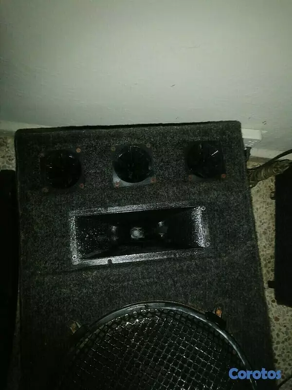 otros electronicos - Venta juego de Bafler con Bocinas de 380 whats. 9