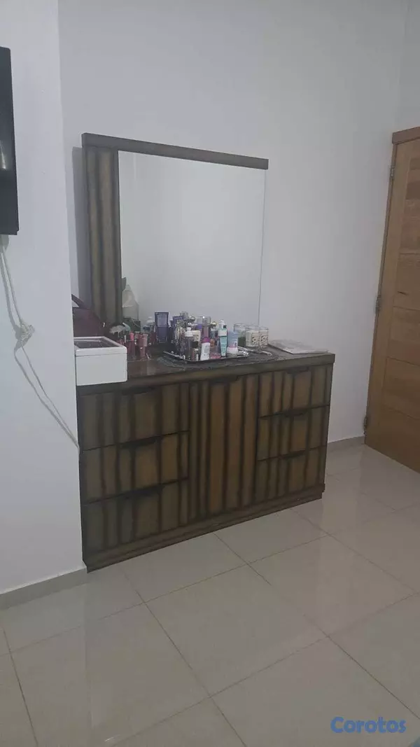 muebles y colchones - MUEBLES EN EXCELENTES CONDICIONES 17