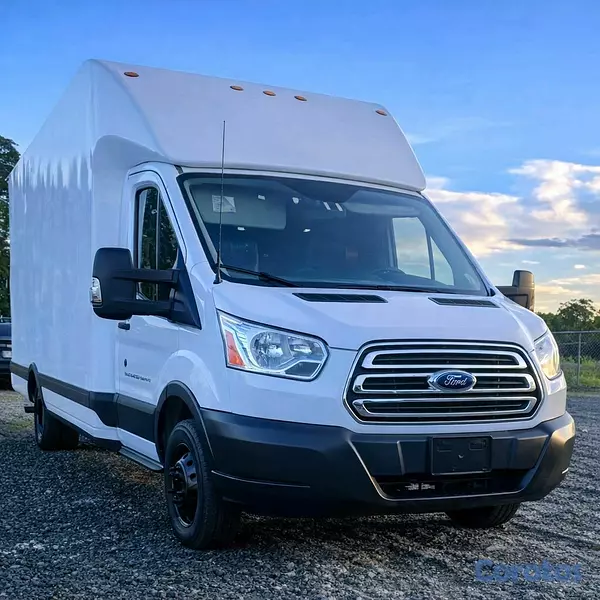 camiones y vehiculos pesados - FORD TRANSIT CUTAWAY 2019
INCLUYE SISTEMA DE GAS NUEVO 2
