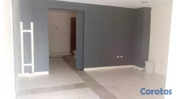 oficinas y locales comerciales - LOCAL COMERCIAL  4