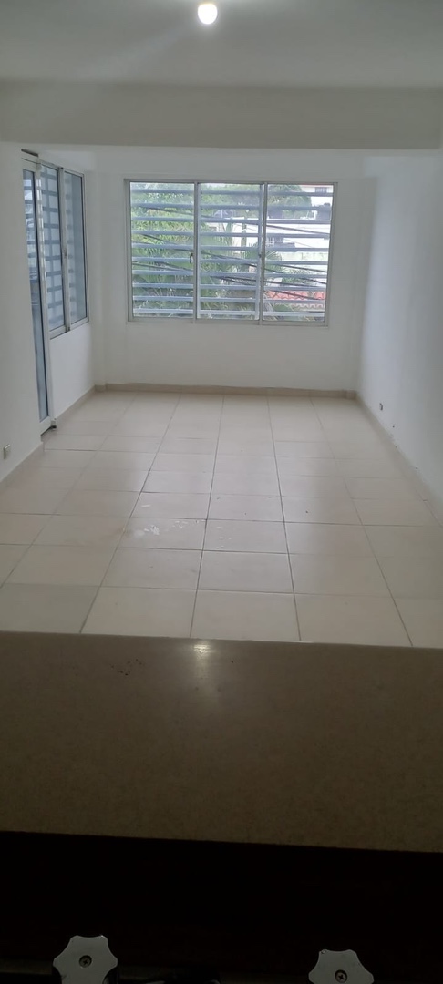 apartamentos - Vendo independencia Miramar segundo nivel dos habitaciones dos baños un parqueo  1