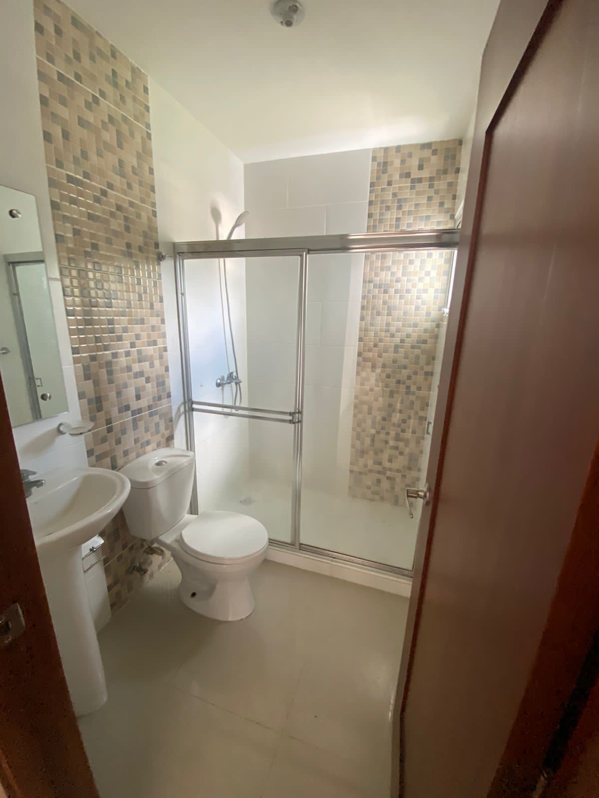 apartamentos - Apartamento 4to Nivel en Gurabo, Proyecto Cerrado 3
