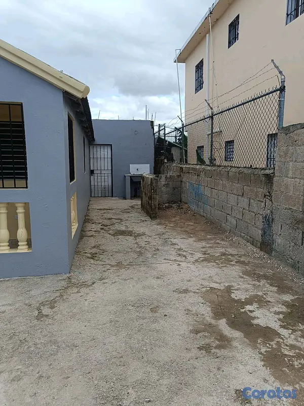 casas - Se vende hermosa casa , en higuey -- Verón - bávaro  5
