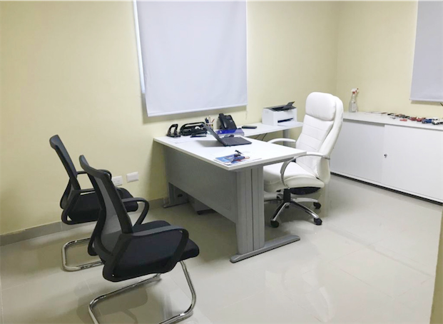 oficinas y locales comerciales - Propiedad comercial céntrica 1