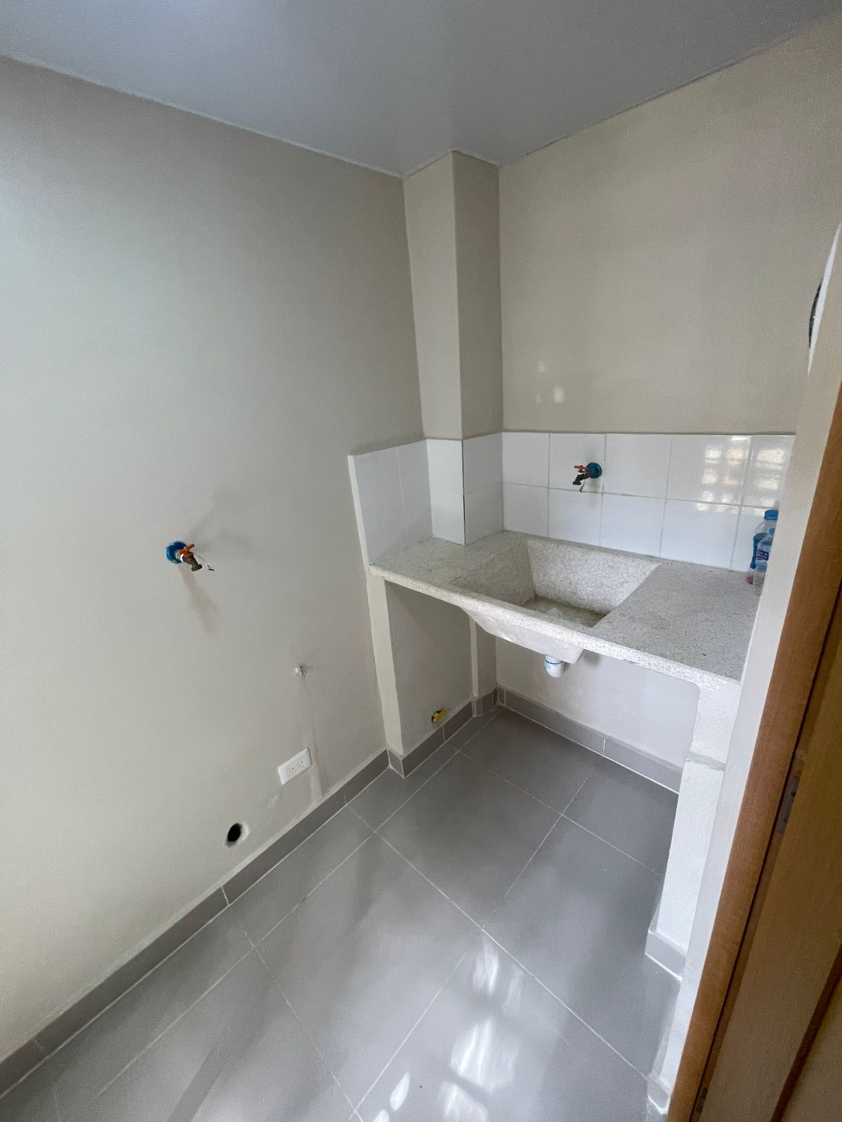 apartamentos - APARTAMENTOS CON FIDUCIARIA EN LA AUTOPISTA 1685 5
