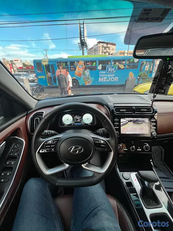 jeepetas y camionetas - Hyundai Cantus LUX 2022 11