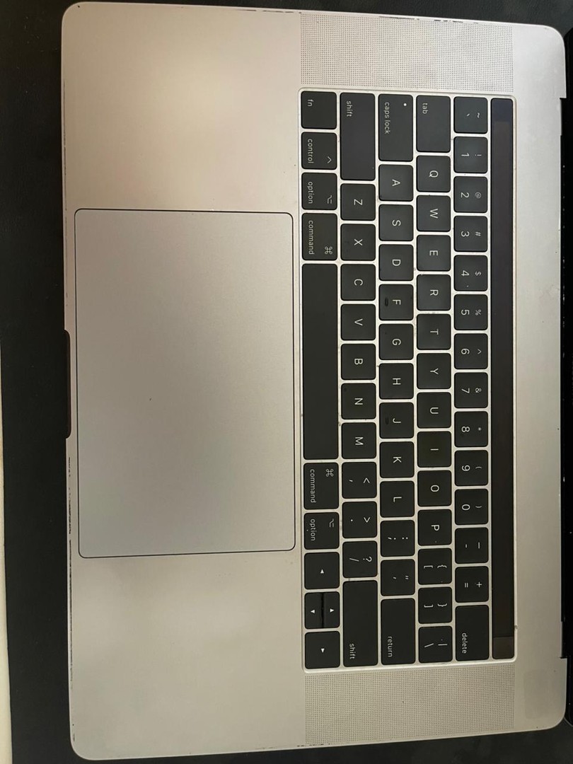 computadoras y laptops - 💻 MacBook Pro A1707 – 15" (2016) – Para repuestos o reparación 7