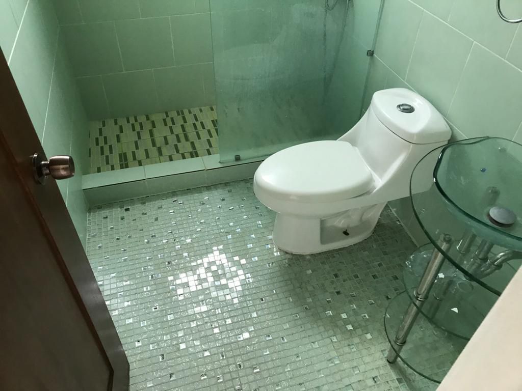 penthouses - Penthouse con Jacuzzi de Venta en Gurabo 3