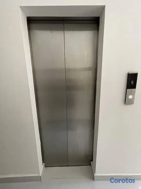apartamentos - Apto en Venta: Avenida Independencia Santo Domingo. D.N 8
