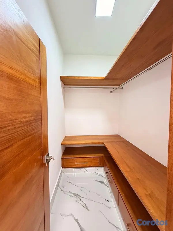 casas - Ubicada en Llanos de Gurabo, Santiago de los Caballeros. 16
