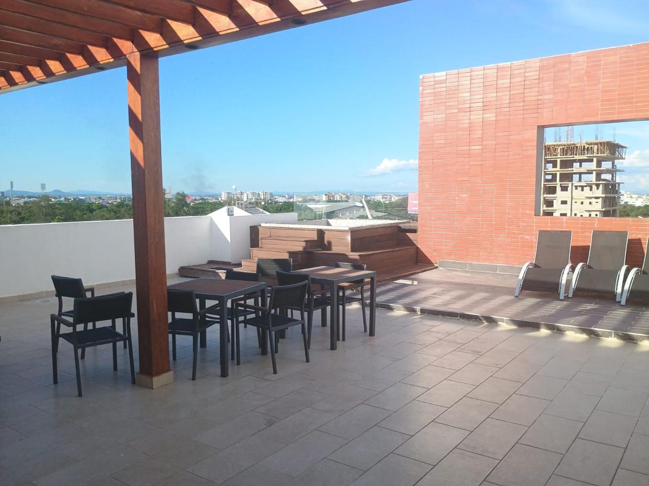 apartamentos - Apto 3 Habs.  en  LA TORRE MONARCA,  EL VERGEL, 6to PISO, 160 Mts.2, REBAJADA 5