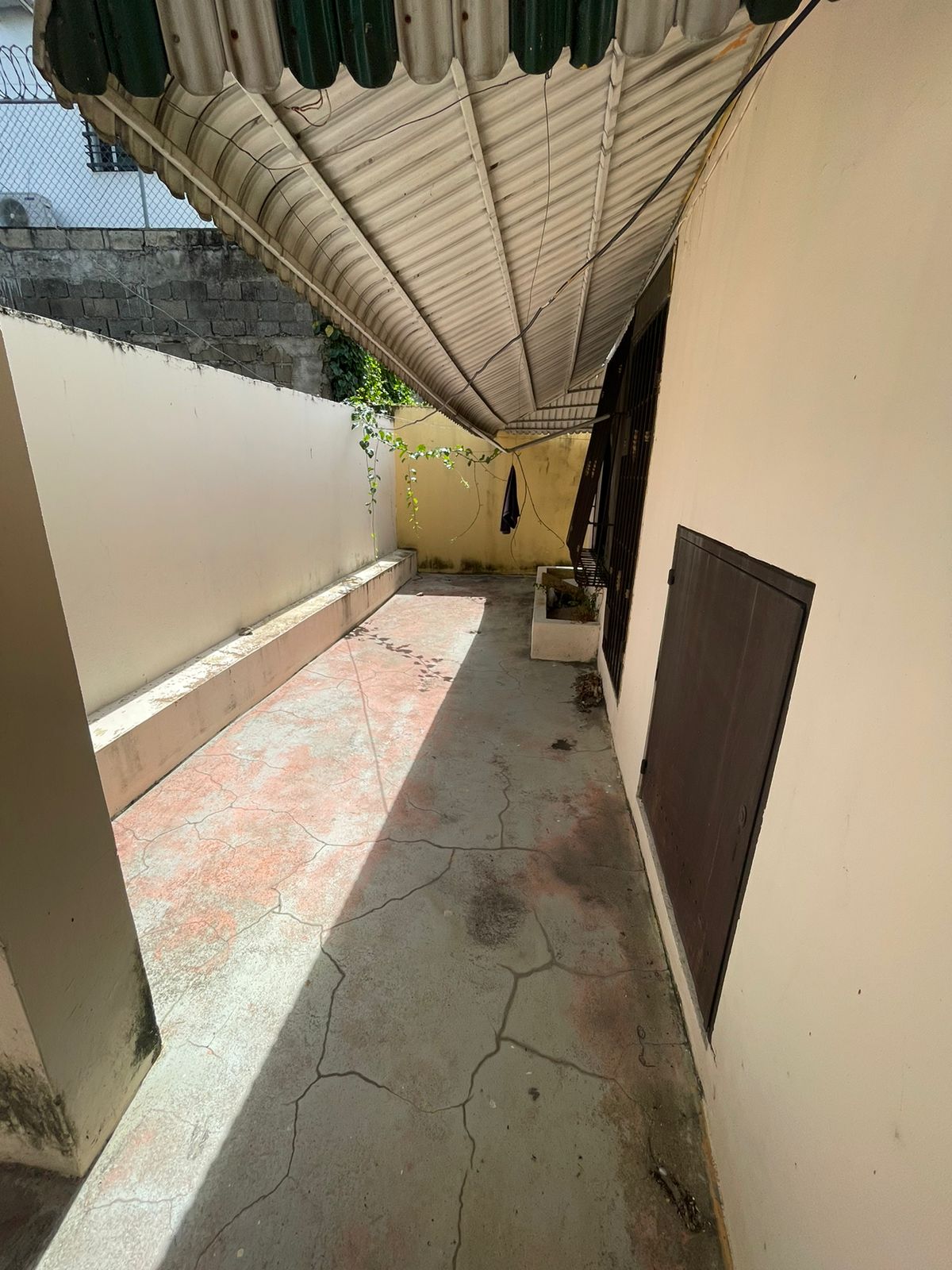 casas - casa de dos niveles en respaldo los tres ojos 8