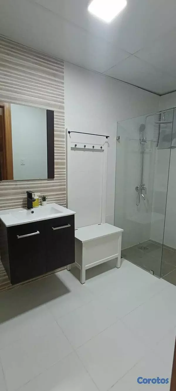 apartamentos - Renacimiento, Apartamento Amplio y bien decorado 8