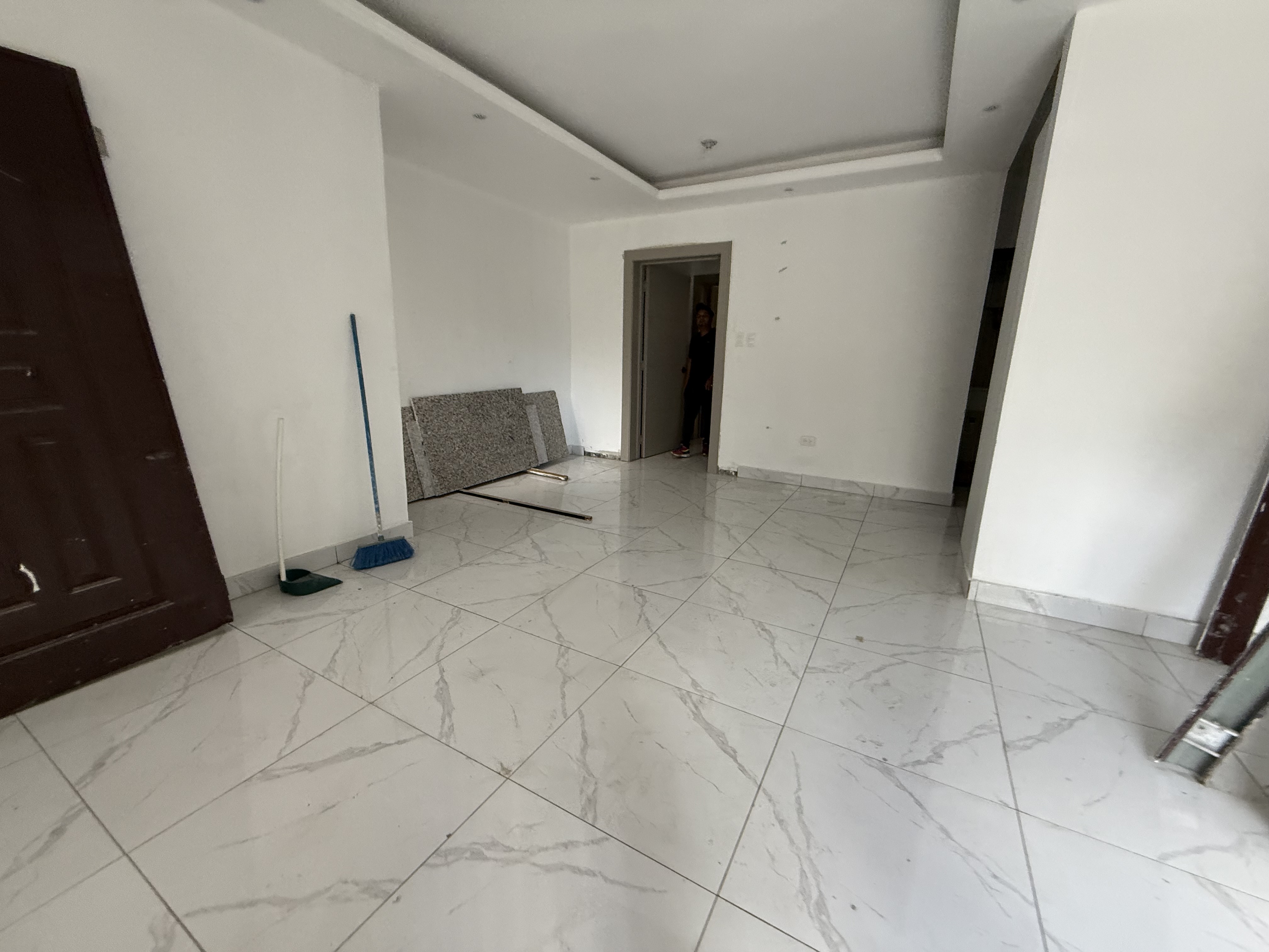 apartamentos - Vendo independencia klm 7 primer nivel 70 mtrs una 2