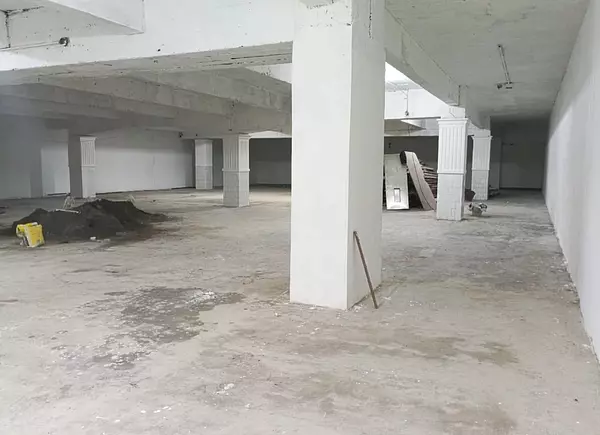 oficinas y locales comerciales - Local céntrico en Naco  2