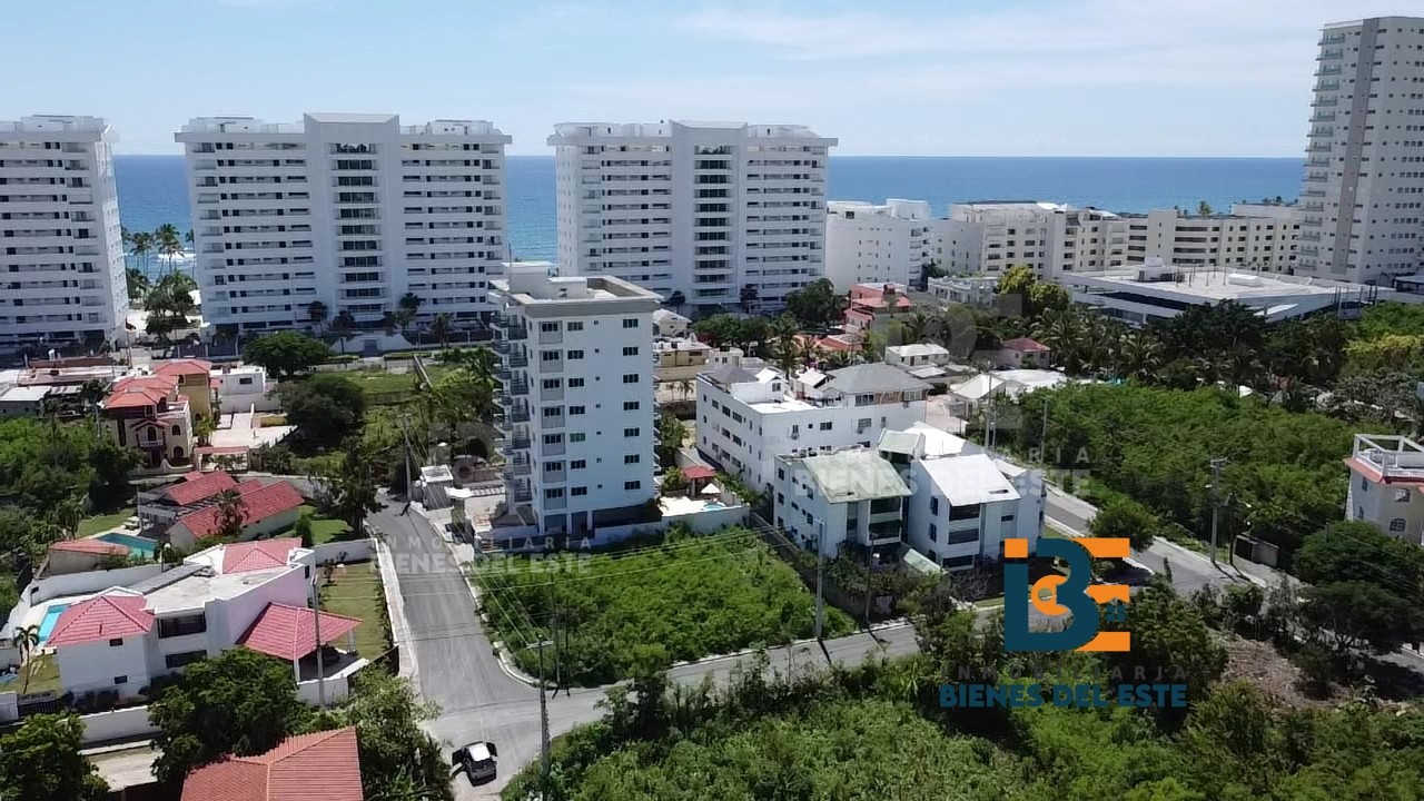 solares y terrenos - Solar de Esquina en Juan Dolio a 2 minutos de la Playa 6