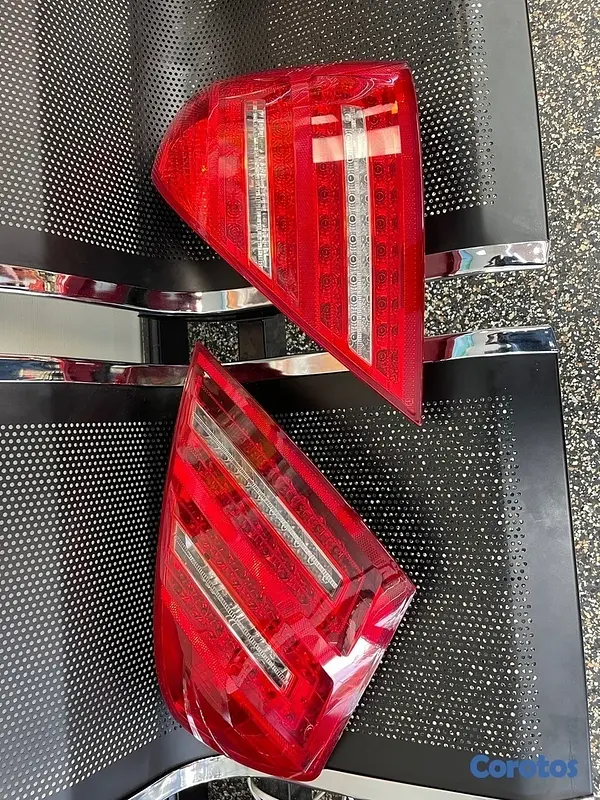 repuestos - Vendo Mercedes S 550 Luces Trasera  2