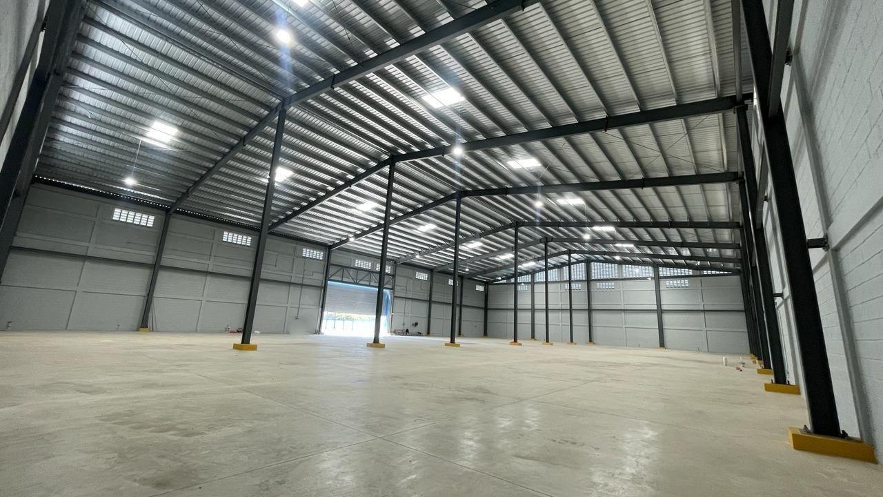 otros inmuebles - VENTA NAVE INDUSTRIAL DE 2,100M2-SECTOR ENGOMBE 4