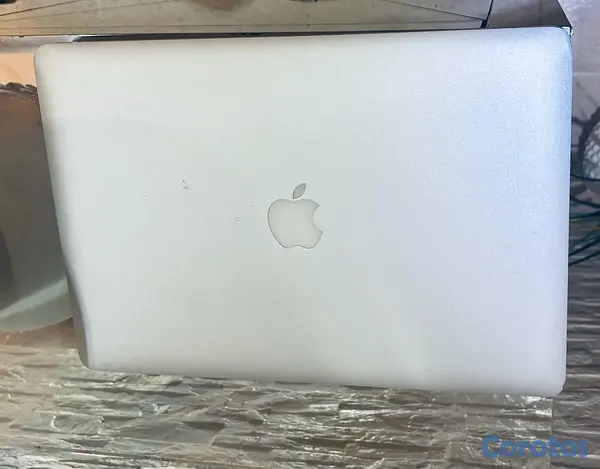 computadoras y laptops - 🔥MacBook Pro 15”Original,Gris Espacial,cargador original!🔥🔥 2