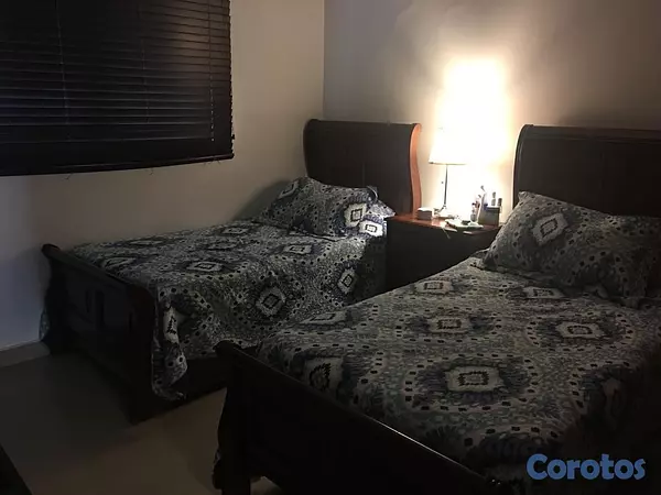 apartamentos - vendó avenida independencia jardines del Sur PH tres habitaciones 2.5 baños dos  6
