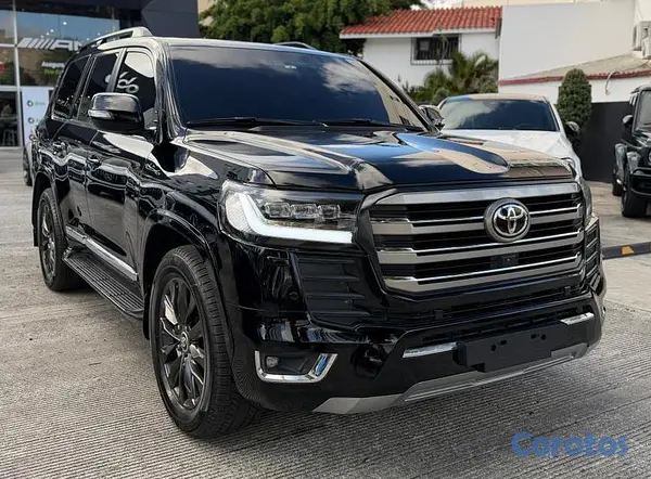 jeepetas y camionetas - Toyota Land Cruiser VXR 2016 8