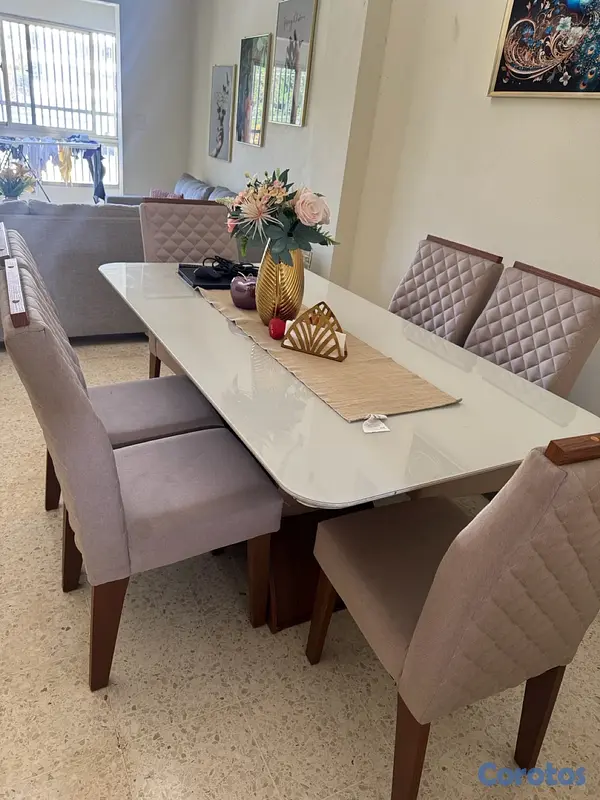 muebles y colchones - Hermoso comedor de 6 puestos de madera.  2