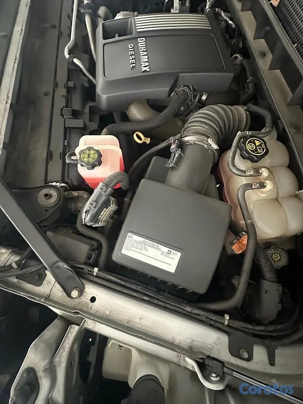 jeepetas y camionetas - Chevrolet silverado duramax 2020 8
