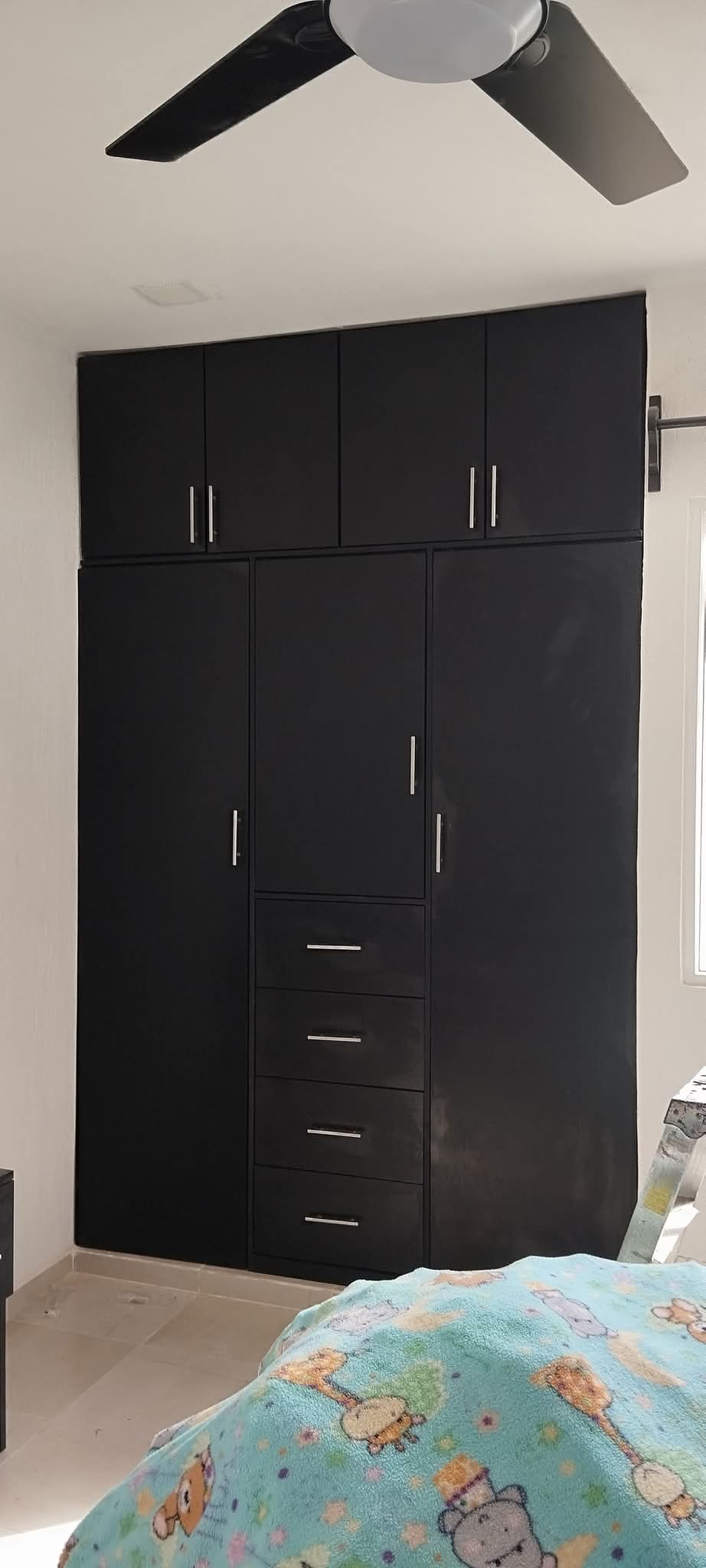 muebles y colchones - Cambio de puertas de closet  0